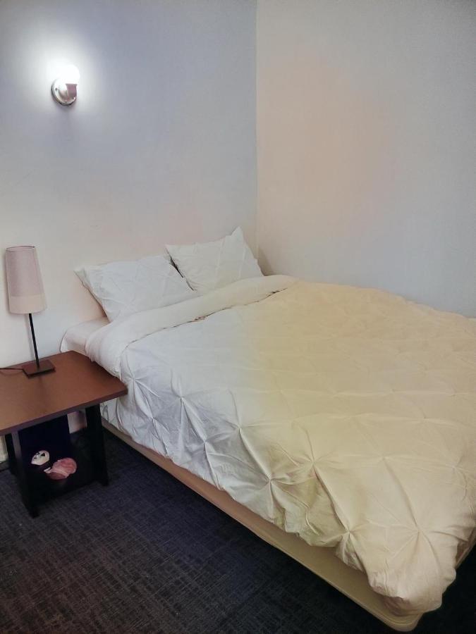 Booking-Eddy- Single Room With Self Check-In Hull Eksteriør bilde